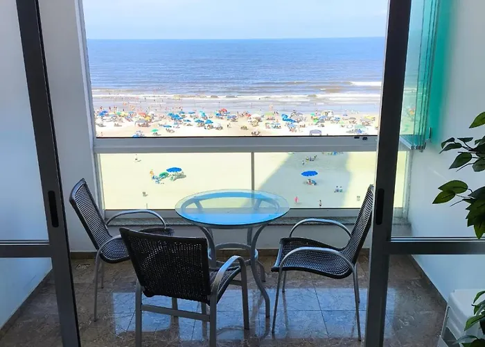 Pe Na Areia 3 Dormitorios Bc